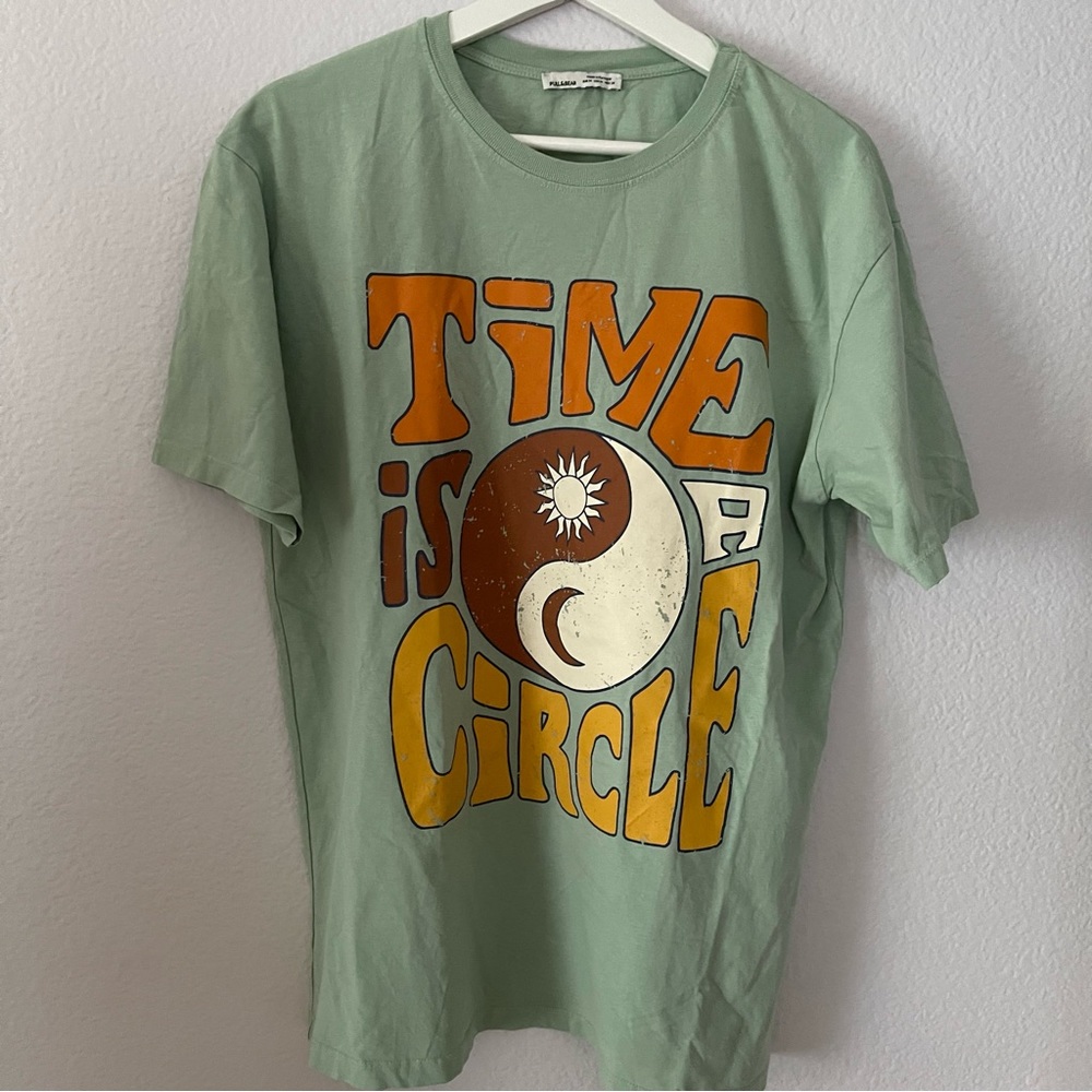 Pull&Bear Women's Graphic T-Shirt